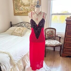 Y2K secret treasures red lace slip dress size small